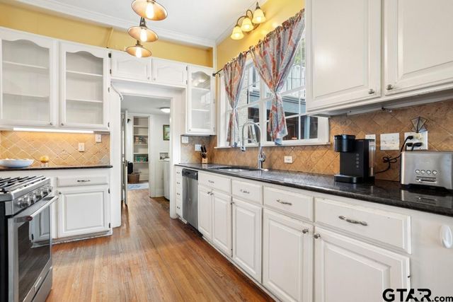 217 S Vine Avenue, Tyler, TX 75702