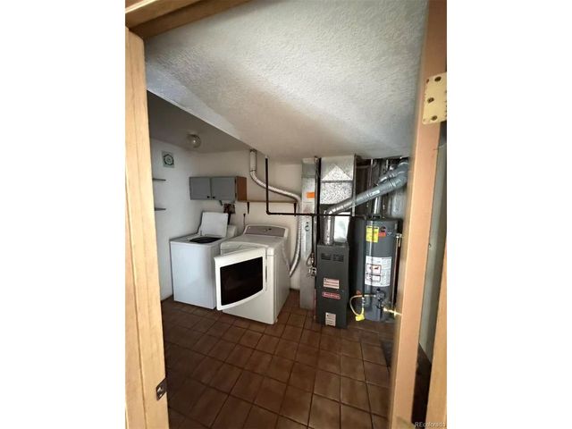 1331 Firefly Cir, Colorado Springs, CO 80916