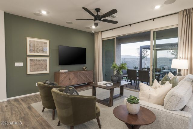 19004 W ROSE Lane, Waddell, AZ 85355