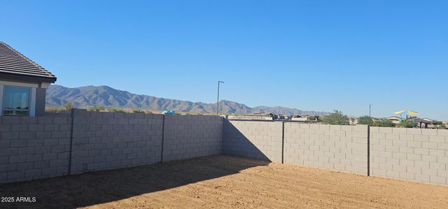 19004 W ROSE Lane, Waddell, AZ 85355