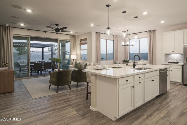 19004 W ROSE Lane, Waddell, AZ 85355