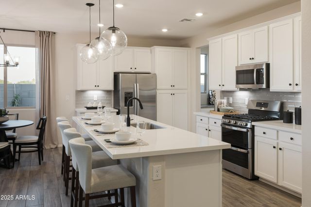 19004 W ROSE Lane, Waddell, AZ 85355