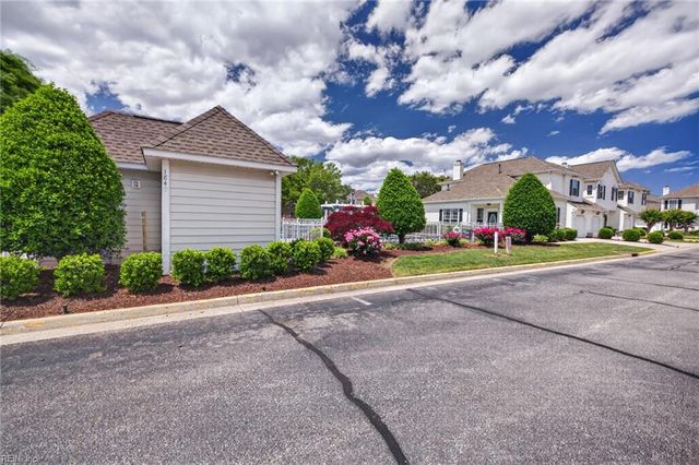 2304 Barnsely CT, Virginia Beach, VA 23456