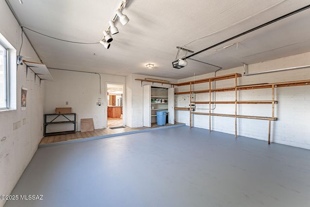 663 S Los Topacios, Green Valley, AZ 85614