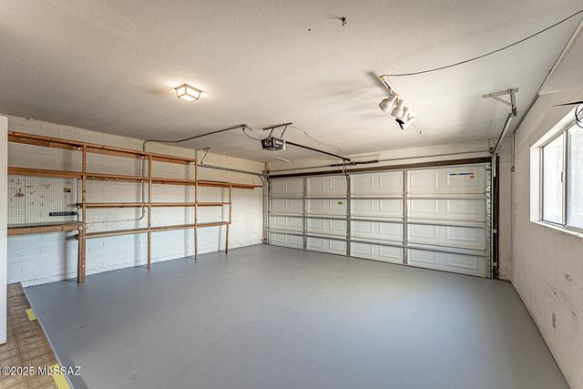 663 S Los Topacios, Green Valley, AZ 85614