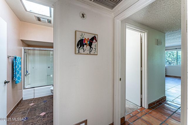 663 S Los Topacios, Green Valley, AZ 85614