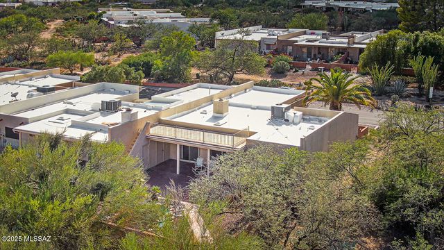 663 S Los Topacios, Green Valley, AZ 85614