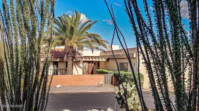 663 S Los Topacios, Green Valley, AZ 85614
