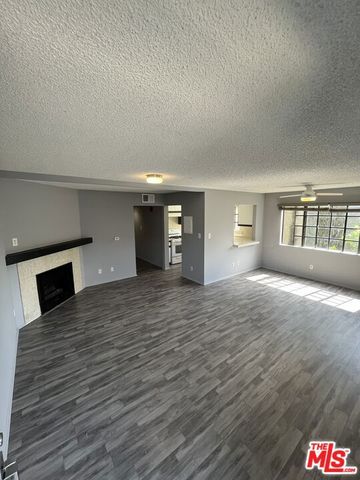 4418 Colfax Avenue 2, North Hollywood, CA 91602