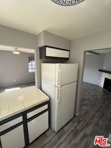 4418 Colfax Avenue 2, North Hollywood, CA 91602