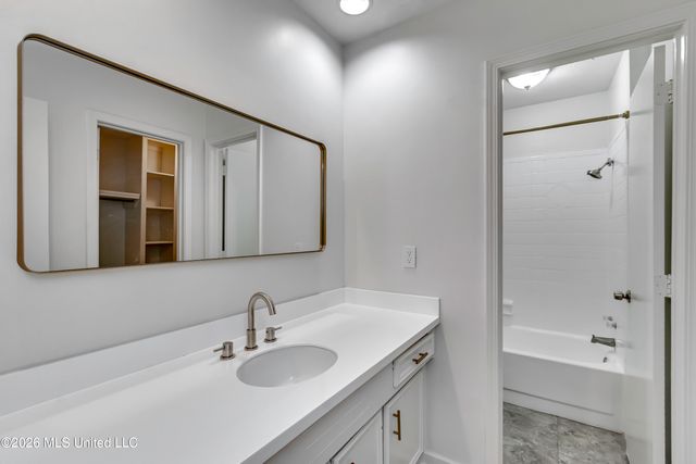 432 Green Leaf Trail, Madison, MS 39110