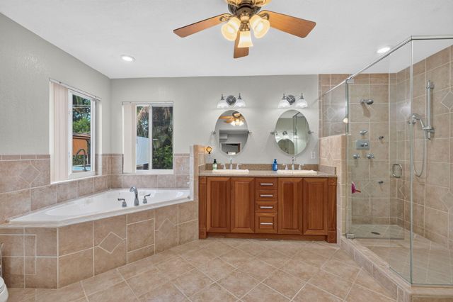 1940 SW 73rd Avenue, Plantation, FL 33317