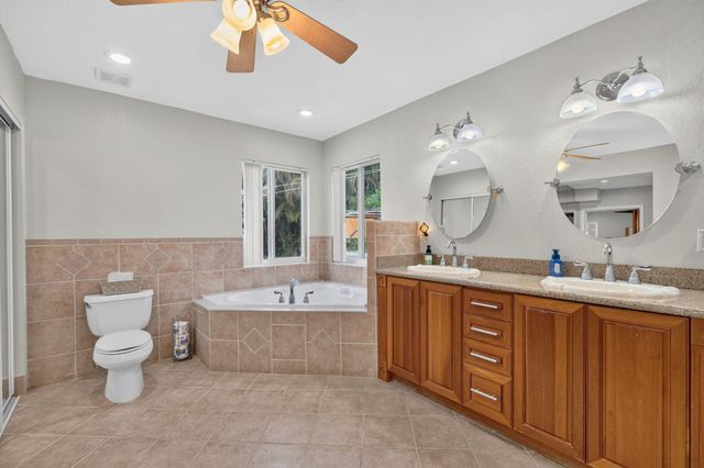 1940 SW 73rd Avenue, Plantation, FL 33317