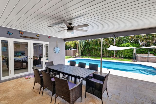 1940 SW 73rd Avenue, Plantation, FL 33317
