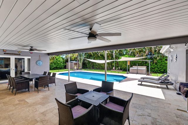 1940 SW 73rd Avenue, Plantation, FL 33317