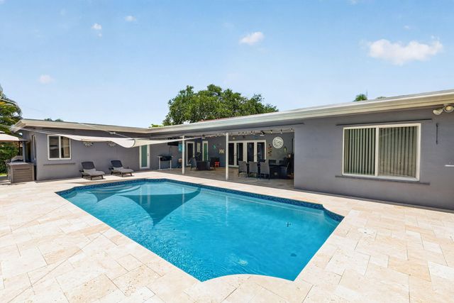 1940 SW 73rd Avenue, Plantation, FL 33317