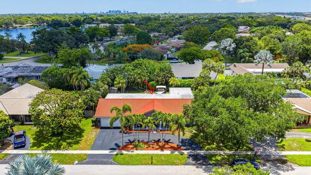 1940 SW 73rd Avenue, Plantation, FL 33317