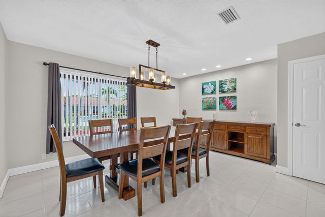 1940 SW 73rd Avenue, Plantation, FL 33317