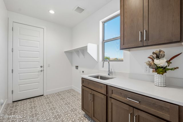 5781 N Oak Creek Drive, Eloy, AZ 85131