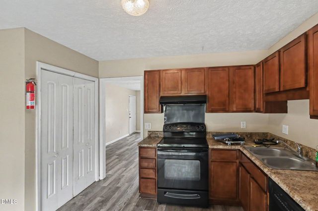 645 Mosswood, Fayetteville, NC 28311