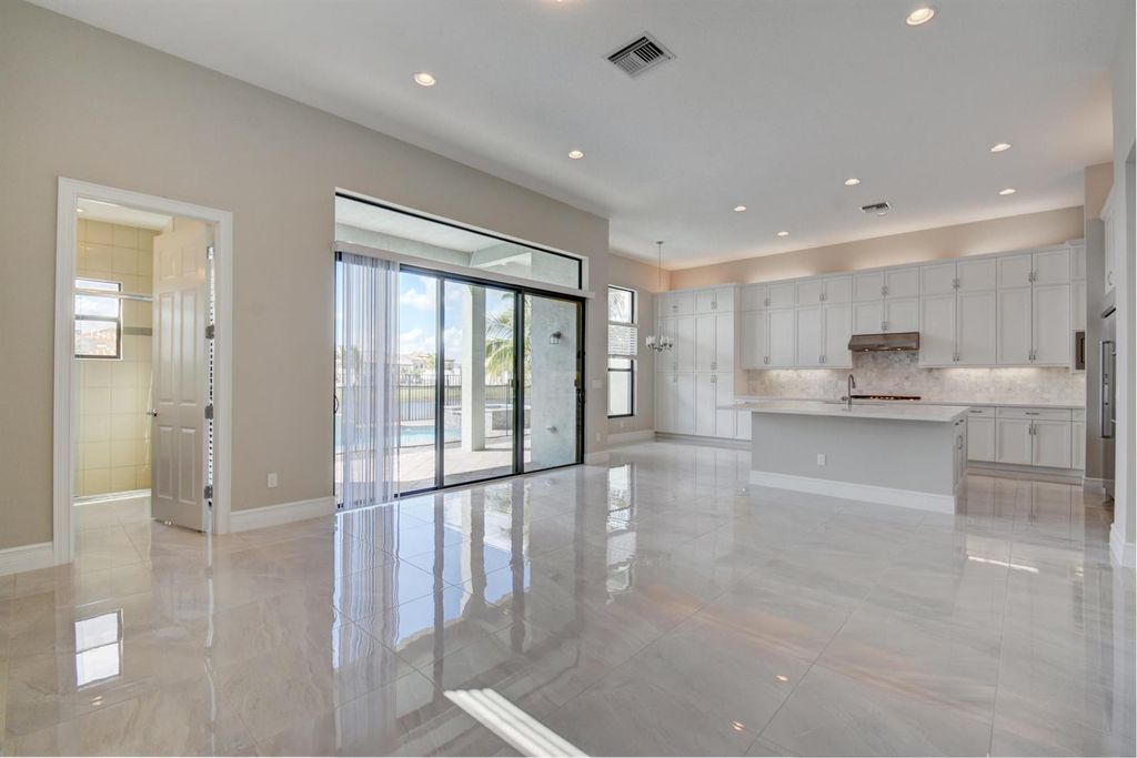 Image 9 of property listing at 16383 E Pantheon Pass, Delray Beach, FL 33446