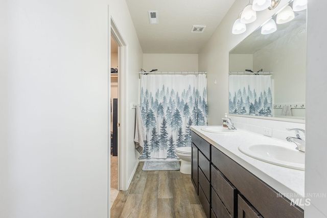 3995 S Quilt Ave, Nampa, ID 83687