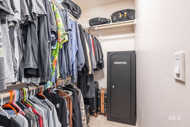 3995 S Quilt Ave, Nampa, ID 83687