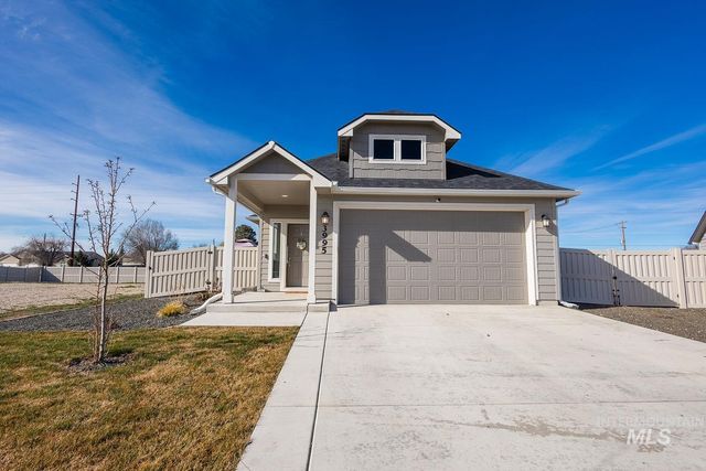 3995 S Quilt Ave, Nampa, ID 83687
