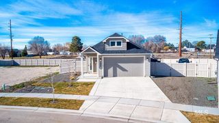 3995 S Quilt Ave, Nampa, ID 83687