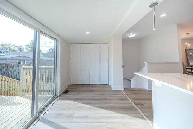3535 N Osceola Avenue, Chicago, IL 60634