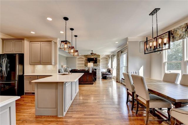 964 Fairview Club Circle, Dacula, GA 30019