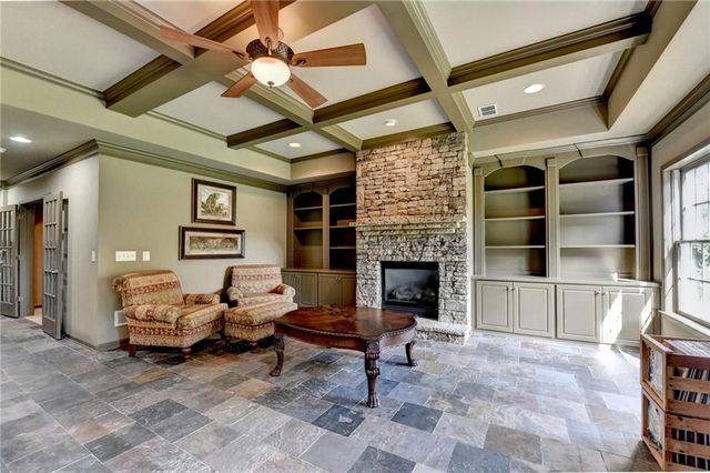 964 Fairview Club Circle, Dacula, GA 30019