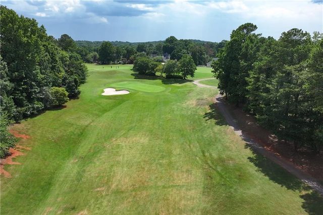 964 Fairview Club Circle, Dacula, GA 30019