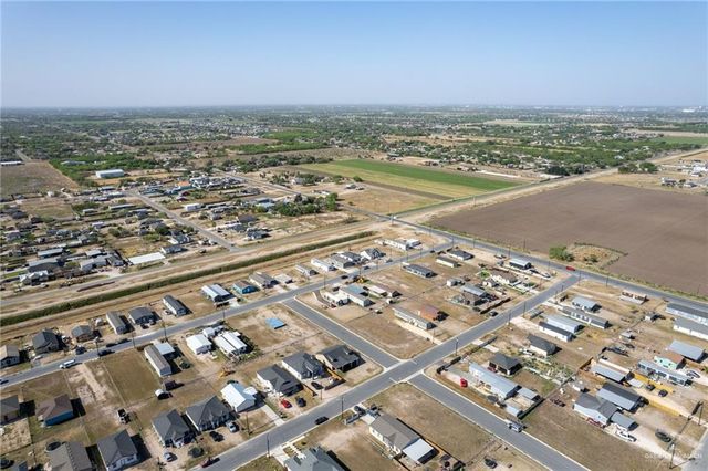 7116 Playa Del Rey Road, Edinburg, TX 78542