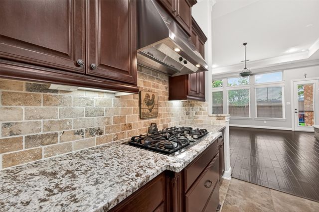 7802 Mesquite Hill Lane, Richmond, TX 77469