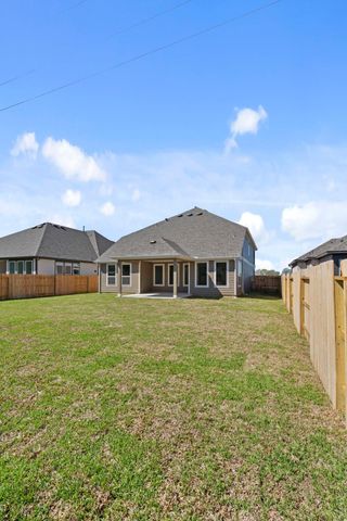 361 Covey Lane, Sealy, TX 77474