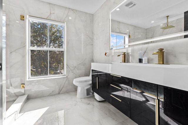 6909 NW Kowal Court, Port St. Lucie, Port St Lucie, FL 34986