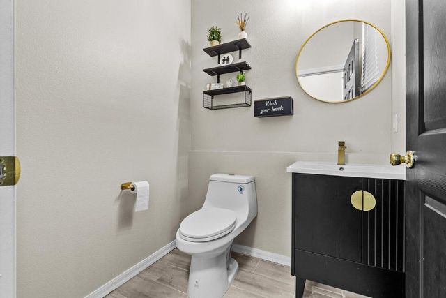 6909 NW Kowal Court, Port St. Lucie, Port St Lucie, FL 34986