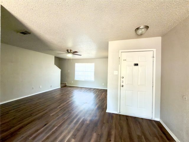 10311 Budtime Lane, Dallas, TX 75217