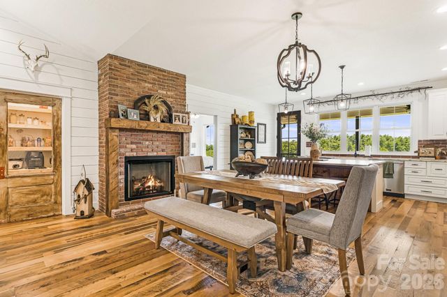 615 Don Felmet Road, Marshall, NC 28753