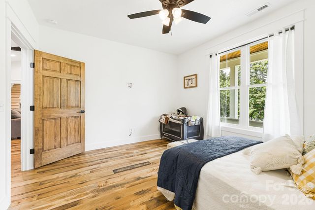 615 Don Felmet Road, Marshall, NC 28753