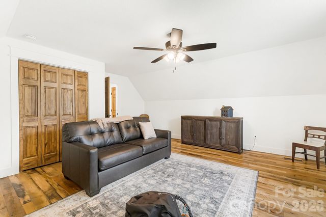 615 Don Felmet Road, Marshall, NC 28753