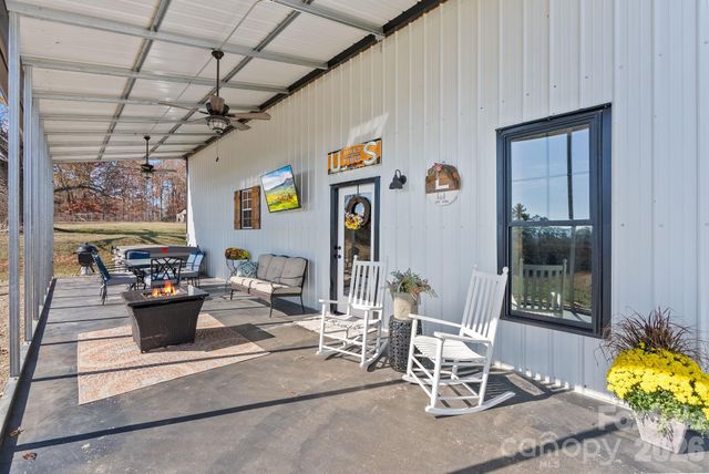 615 Don Felmet Road, Marshall, NC 28753