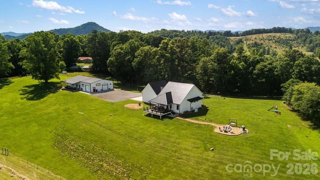 615 Don Felmet Road, Marshall, NC 28753