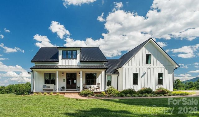 615 Don Felmet Road, Marshall, NC 28753