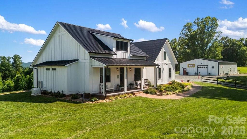 615 Don Felmet Road, Marshall, NC 28753
