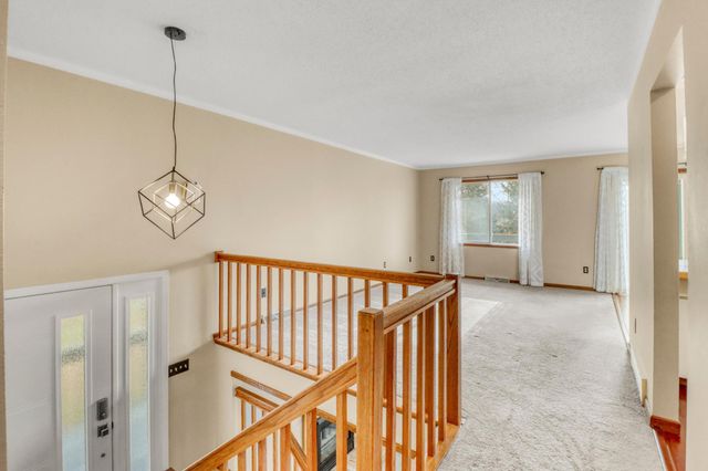 38 Fremont Drive S, Fargo, ND 58103