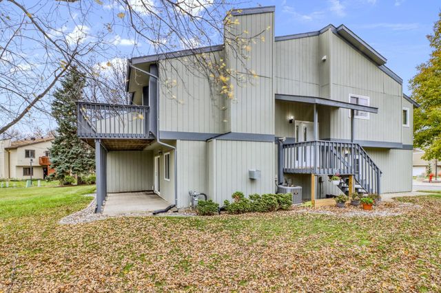 38 Fremont Drive S, Fargo, ND 58103