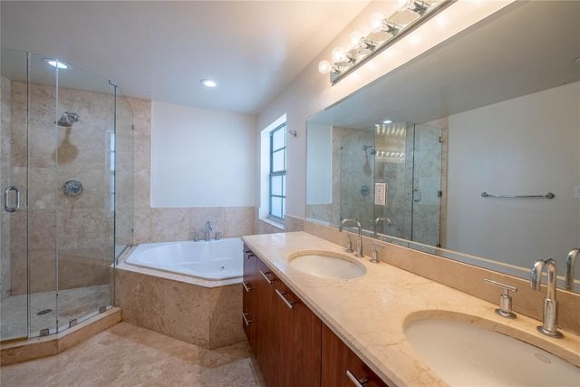 819 SW 7th Avenue 819, Fort Lauderdale, FL 33315