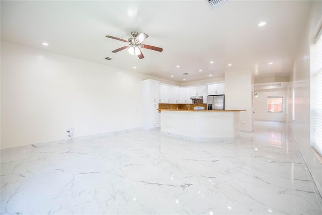 819 SW 7th Avenue 819, Fort Lauderdale, FL 33315